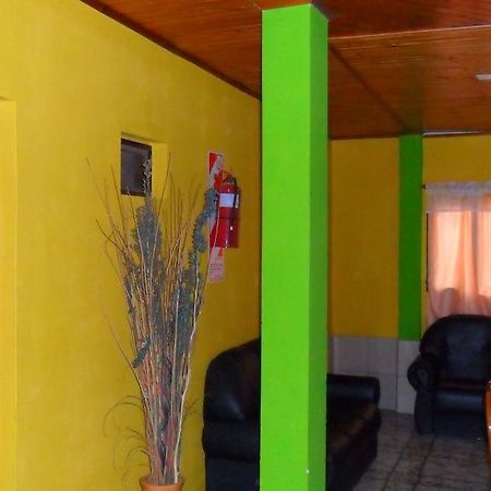 ホテルResidencial Arcoiris プエルト・イグアス エクステリア 写真